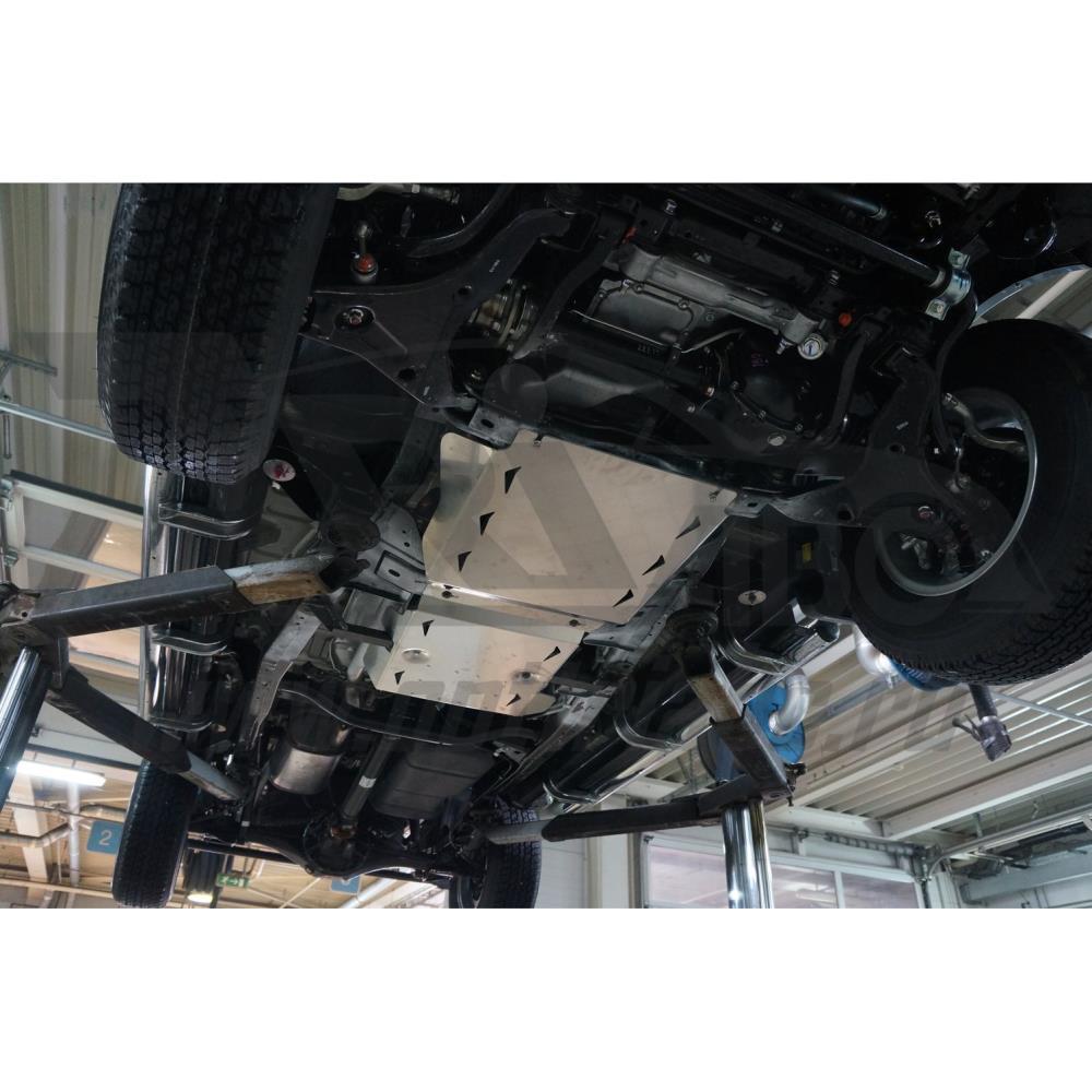 Алюминиевая защита КПП и РК из 2-х частей (толщина листа 4 мм) Fiat Fullback