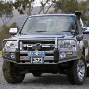 Бампер передний ARB Deluxe с расширителями крыльев Mazda BT-50