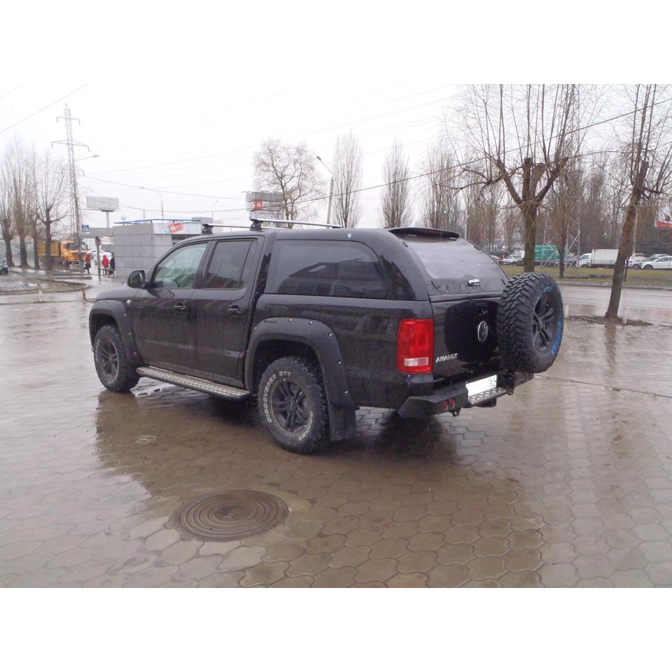 Бампер РИФ силовой задний VW Amarok с квадратом под фаркоп