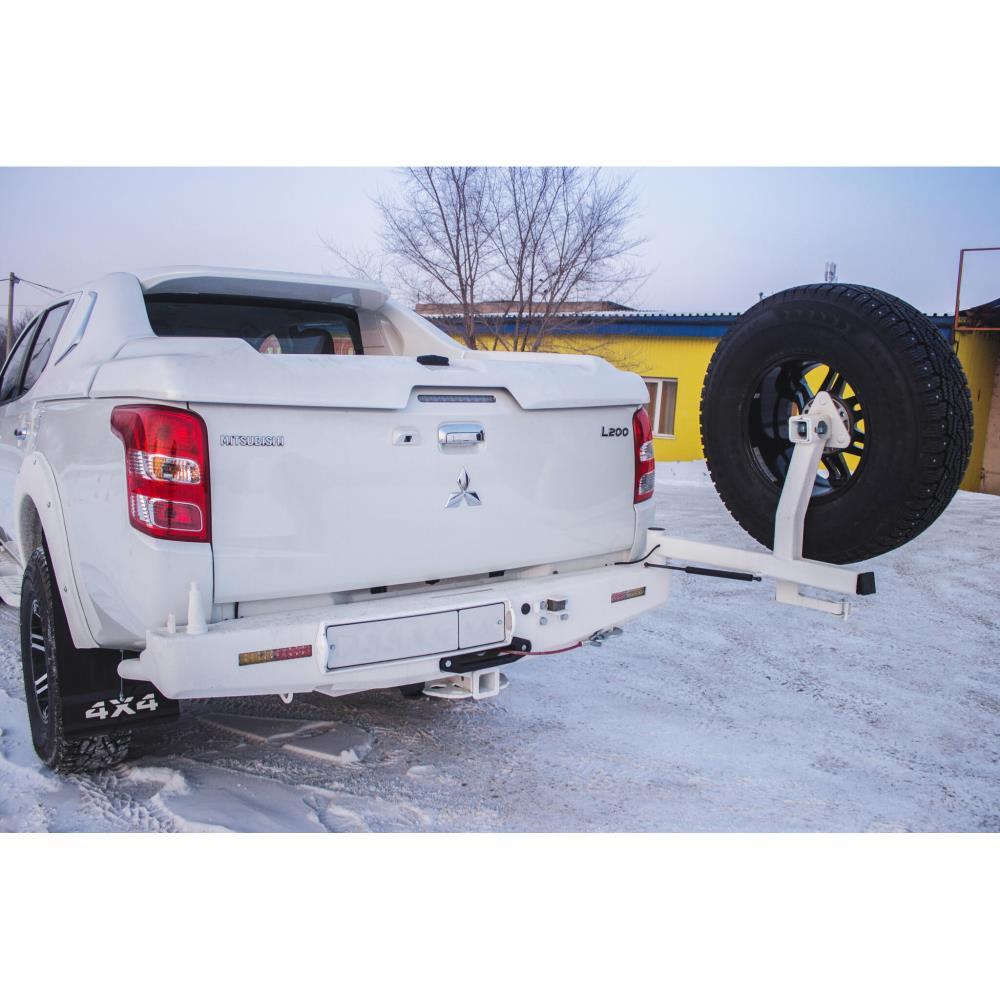 Бампер силовой задний Mitsubishi L200 2015+ с квадрат под фаркоп