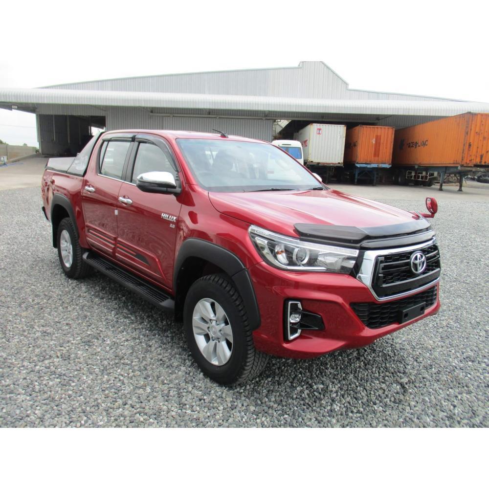 Боковые пороги OE Style на Toyota Hilux Revo 2015-н.в.