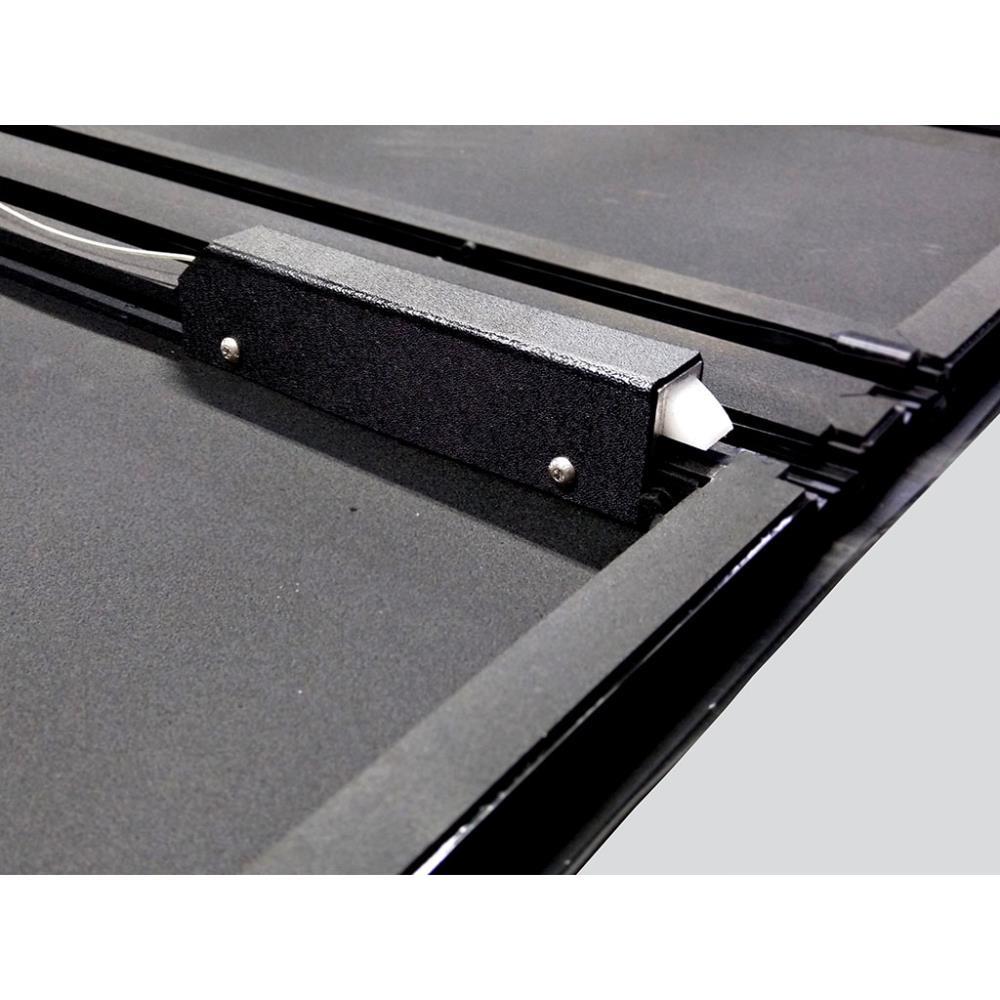 Четырех секционная крышка HAL на Mitsubishi L200 2015