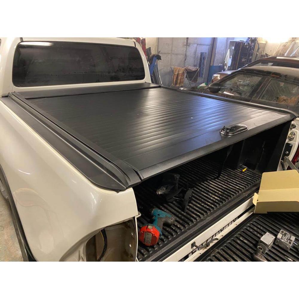Крышка алюминиевая роллетная HTF Toyota Hilux 2015+