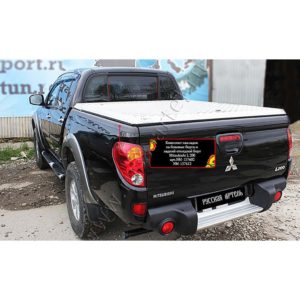 Накладка на задний откидной борт без скотча Mitsubishi L200 2014-2015 (15MY)
