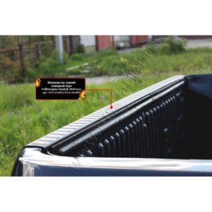 Накладка на задний откидной борт без скотча Volkswagen Amarok 2010-2016 (I дорестайлинг)