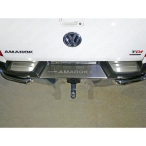 Накладки на задний бампер (лист зеркальный надпись Volkswagen) VOLKSWAGEN Amarok 2016