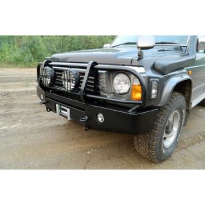 Передний бампер Nissan Patrol Y60 (TT4x4)