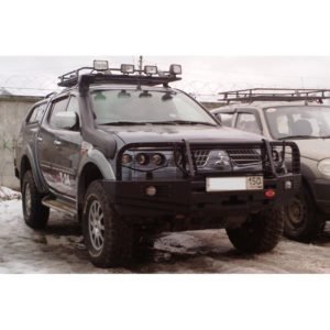 Передний силовой бампер Mitsubishi L200 2006+ с вертикальной площадкой лебёдки OJ