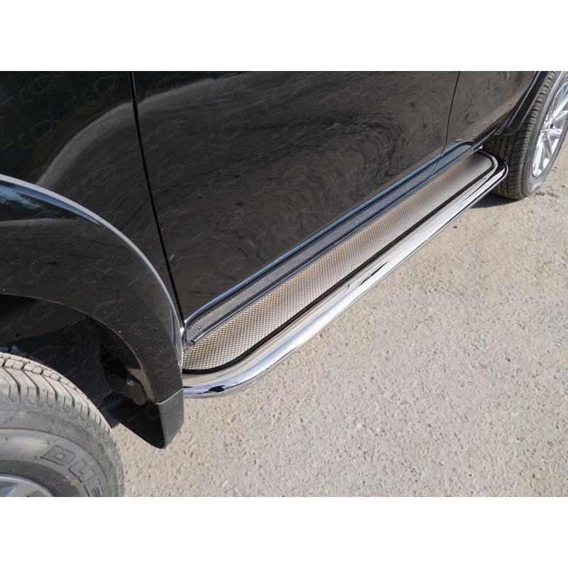 Пороги с площадкой (нерж. лист) 75х42 мм MITSUBISHI L200 2019-н.в.