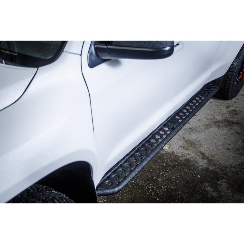 Пороги силовые STC Toyota Tundra 2006-цельная ступень