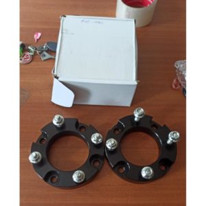 Проставка передней стойки Toyota 200 / тундра 25мм