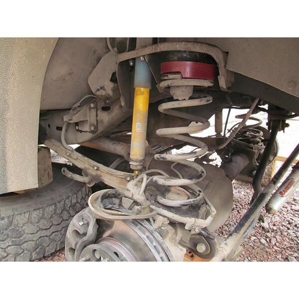 Проставки над задними пружинами NS1 30 мм