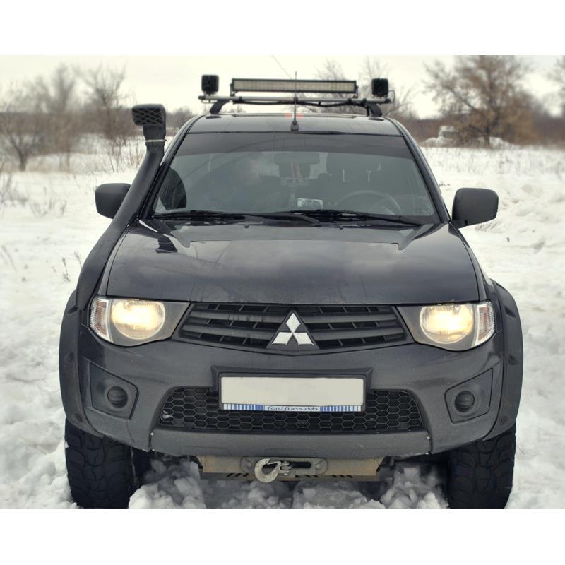 Расширители колесных арок Mitsubishi L200 (вылет 70 мм)