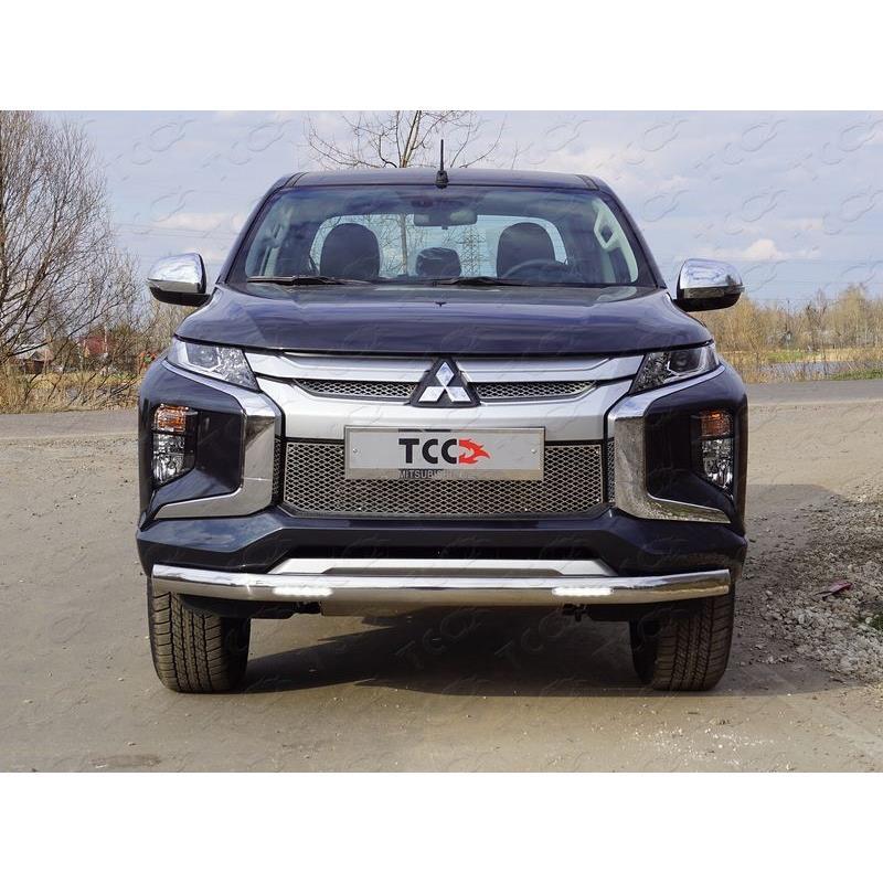 Решётка радиатора нижняя 16 мм