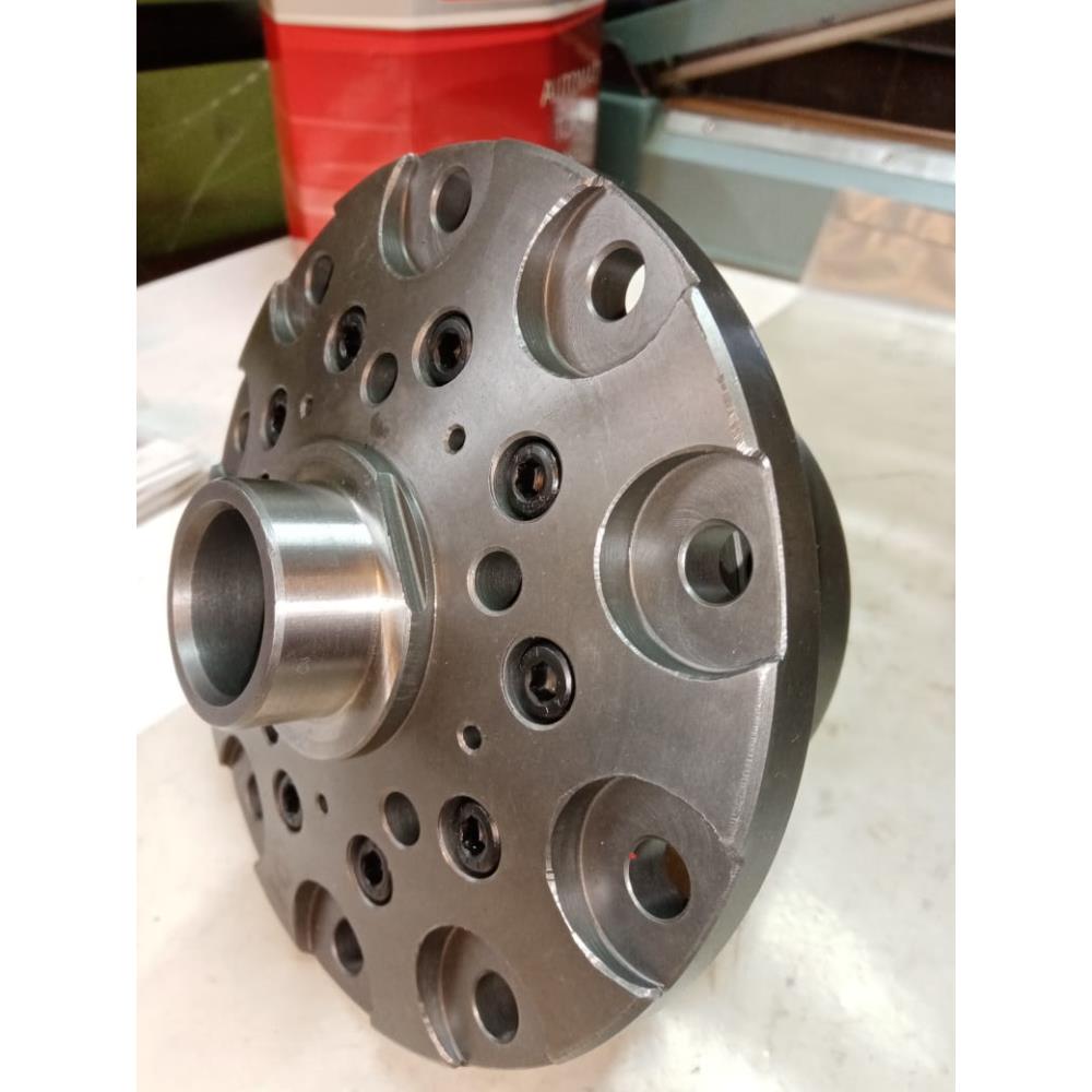 Самоблокирующийся дифференциал винтового Toyota