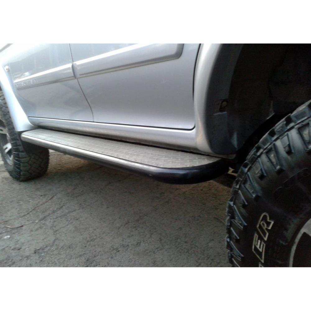 Силовые пороги на Mitsubishi Pajero Sport OLD