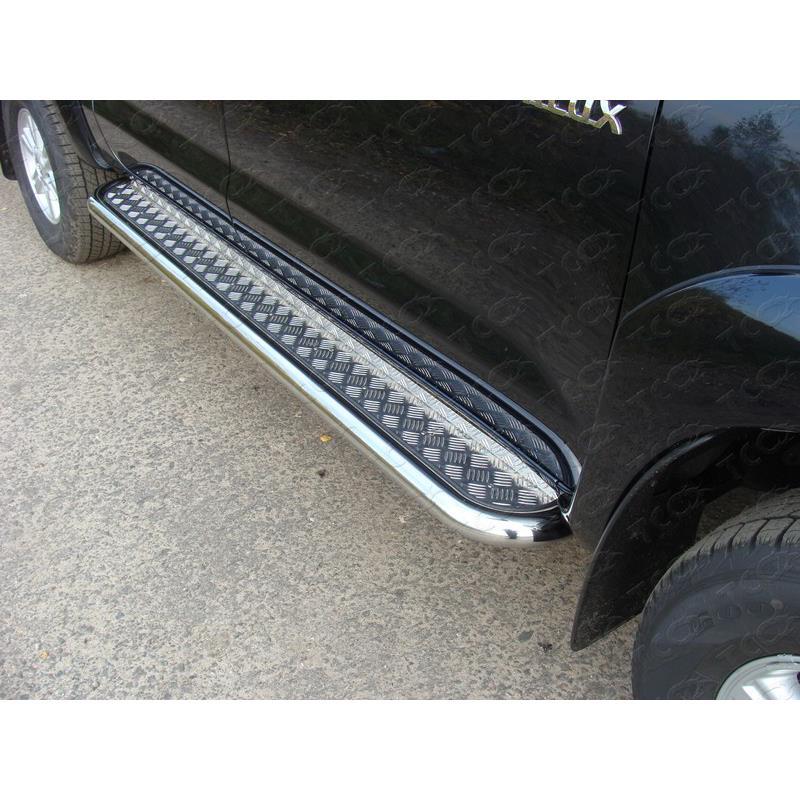 TOYOTA HILUX 2011-2015 Пороги с площадкой 60