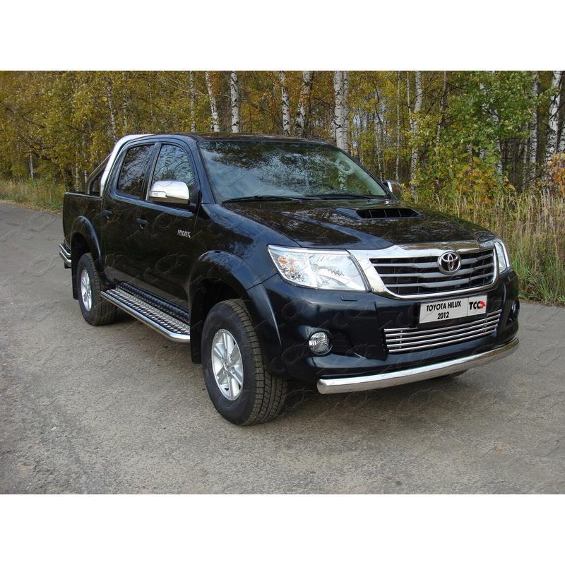 TOYOTA HILUX 2011-2015 Защита передняя (овальная) 75х42 мм