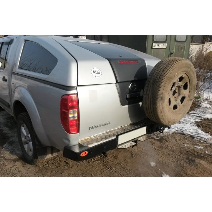 Задний силовой бампер OJ серии Трофи с правой универсальной калиткой Nissan Navara 2005