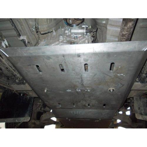 Задняя защита днища Toyota Hilux