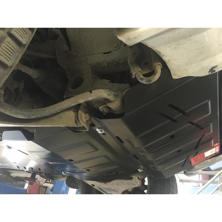 Защита картера для Pajero Sport 2