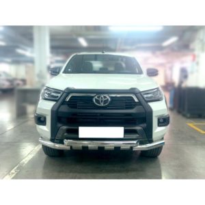 Защита переднего бампера d76 с доп.накладками на Toyota Hilux 2020+