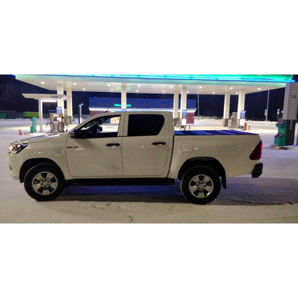 Жесткая четырехсекционная крышка Toyota Hilux VIII Revo (2015+)