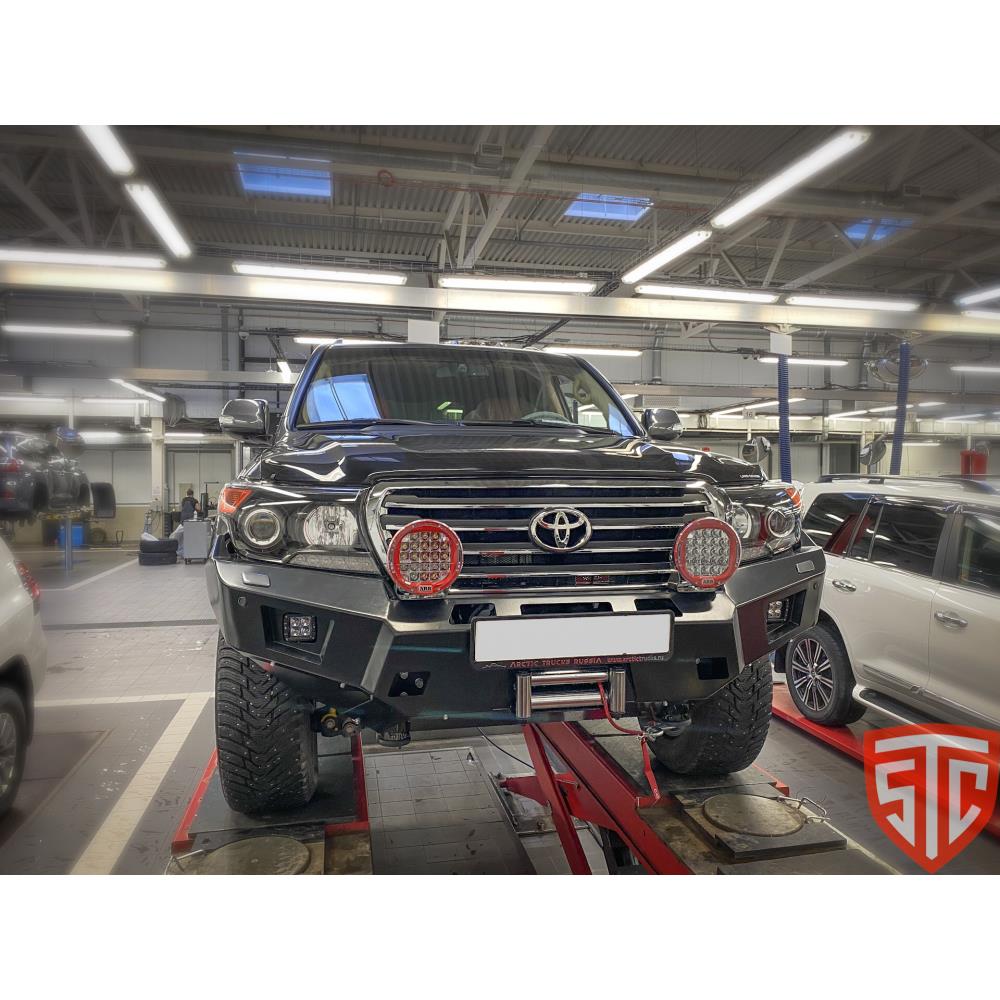 Бампер силовой передний Toyota Land Cruiser 200 2008-2015 птф