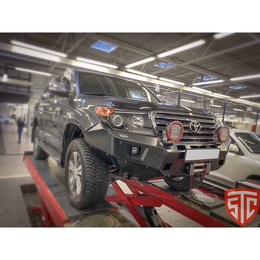 Бампер силовой передний Toyota Land Cruiser 200 2008-2015 птф