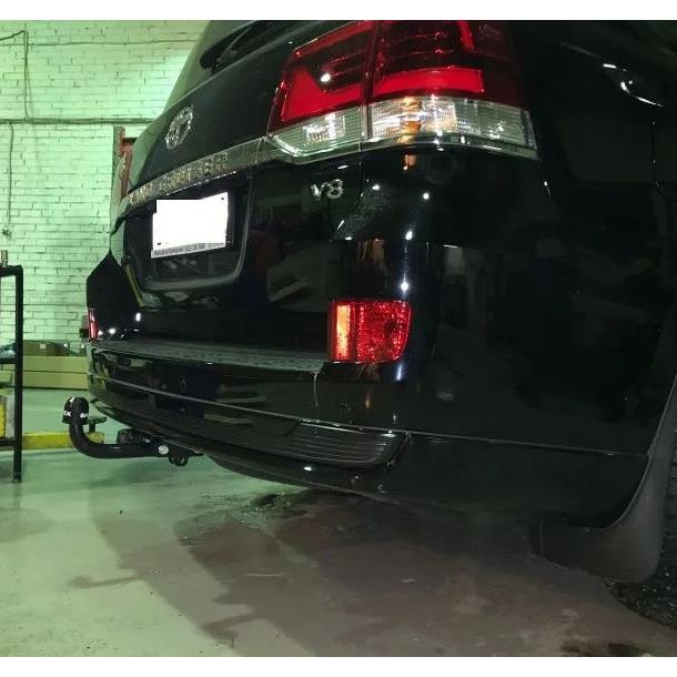 Фаркоп Балтекс 3000 кг для Land Cruiser 200