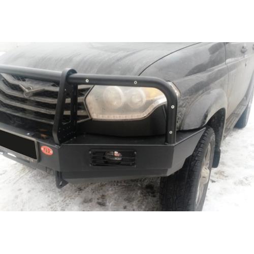 Передний силовой бампер с защитной дугой и вертикальной площадкой лебёдки на рестайлинговый 2014 на УАЗ «Патриот»