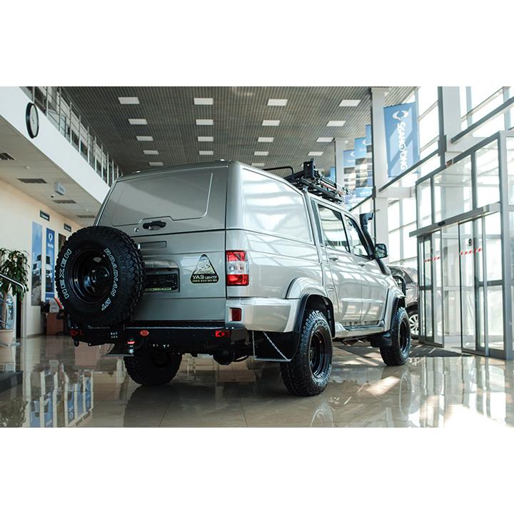 Задний силовой бампер на УАЗ Пикап с возможностью установки калитки