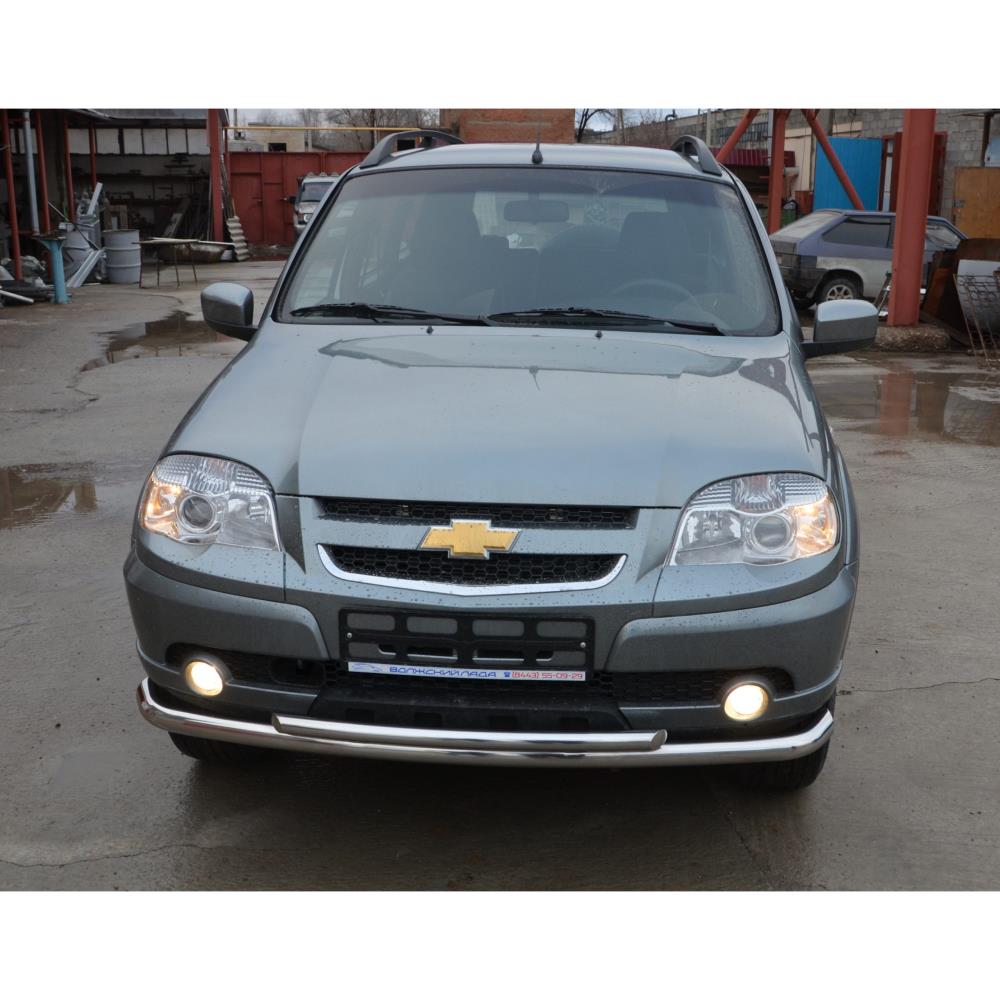 Защита переднего бампера (радиус) Chevrolet Niva 2010-н.в.