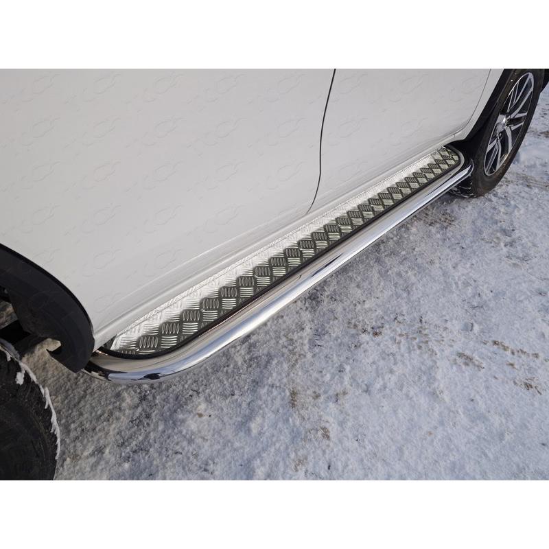 Пороги с площадкой 75х42 мм на GREAT WALL Wall H5 2014-2017