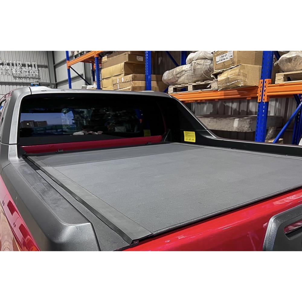 DL-TYHR16-HRPS Крышка жесткая HR DELUXAUTO рулонная 2015+ TOYOTA HILUX