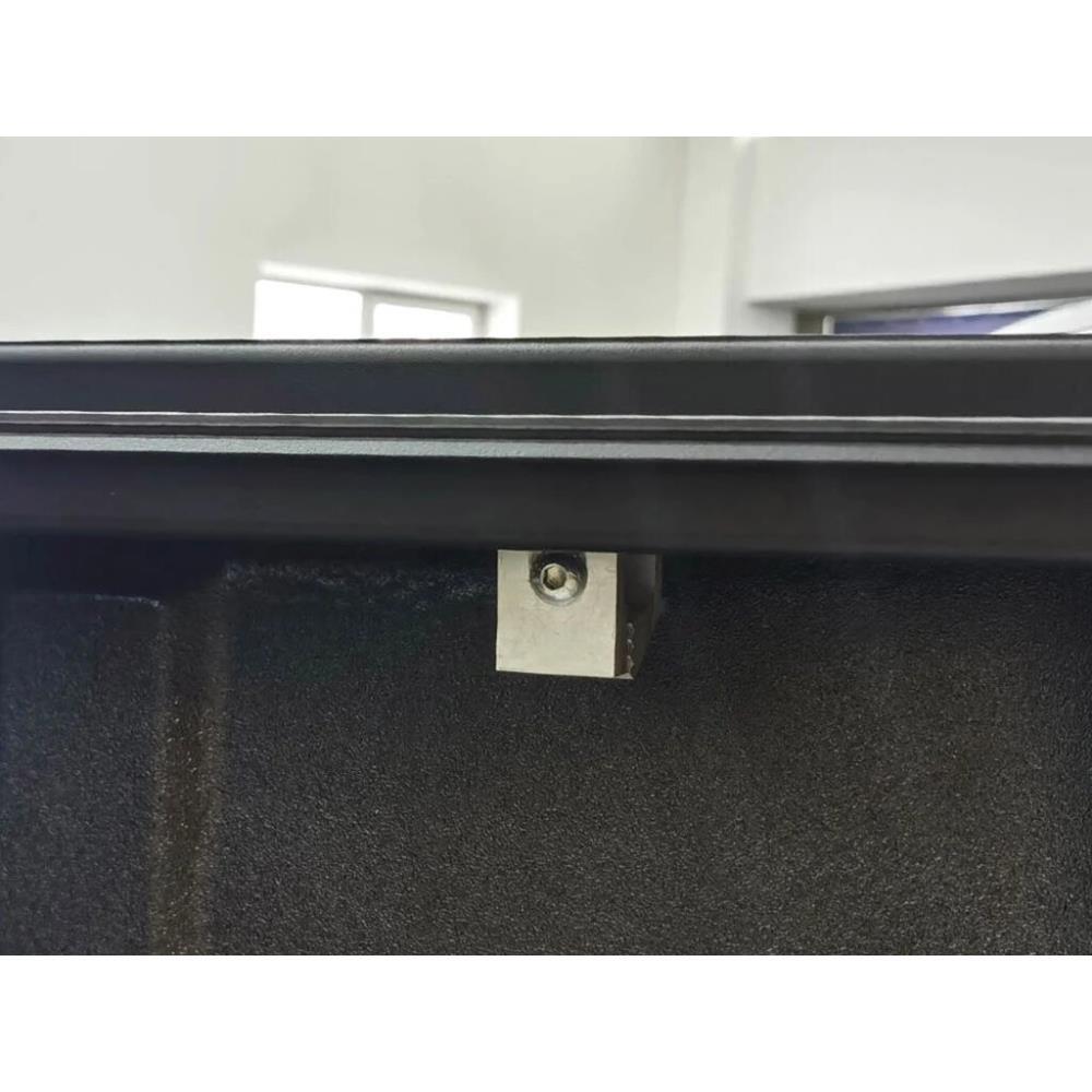 Крышка HAL 4-х секционная 4S PRO Hilux Revo