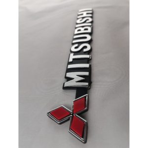Mitsubishi надпись