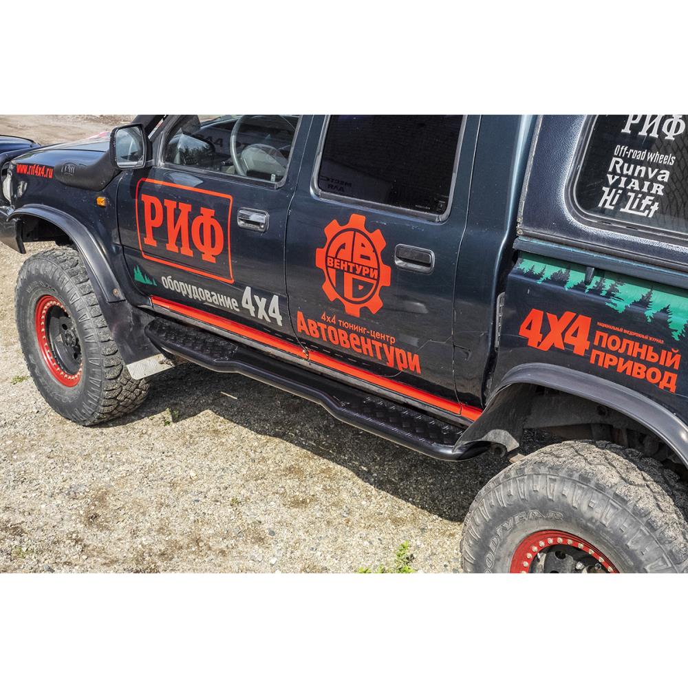 Пороги РИФ силовые Toyota Hilux 1983-1997