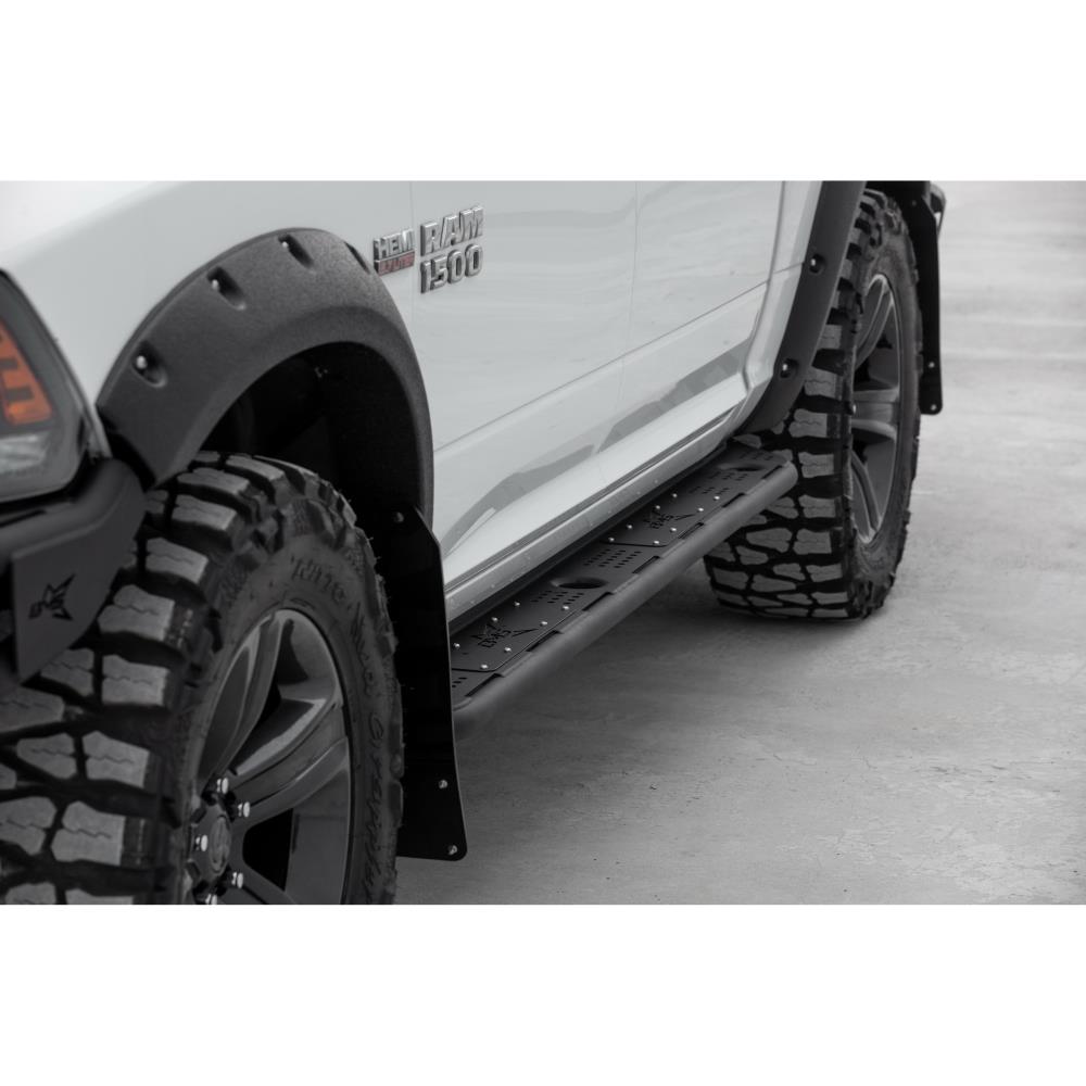 Пороги силовые BMS ALFA для Додж Рам 1500 Crew Cab 2009-2017