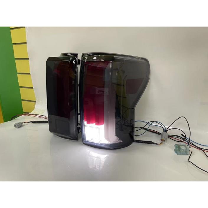 Задний фонари LED Toyota Tundra 2007-2013 в стиле новой тундры 2022 года