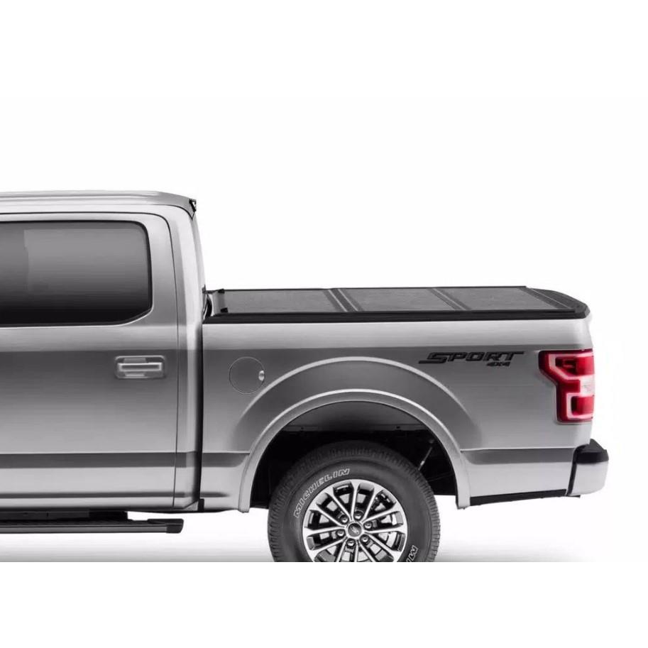 Жесткая трехсекционная крышка низкий профиль Toyota Tundra Crew Max ft. 5.5 (2014-2023) (двойная кабина)